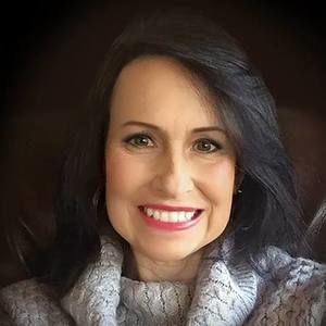 Meet your Posher, Debbie